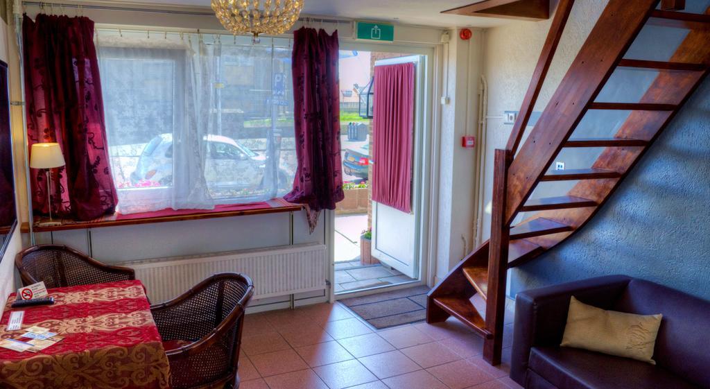 Pension & Spa De Watertoren Zandvoort Oda fotoğraf