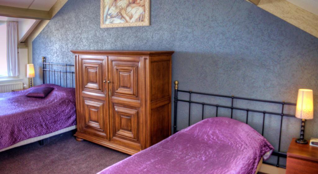 Pension & Spa De Watertoren Zandvoort Oda fotoğraf